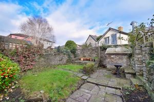 Enclosed rear garden- click for photo gallery